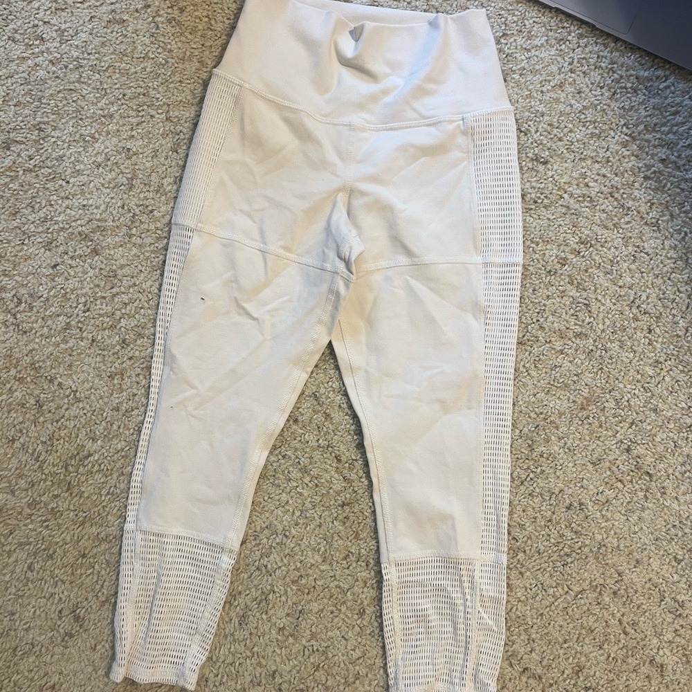 White High-Waisted Leggings with Mesh Detail